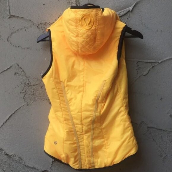 NEW Lululemon Glacier Vest Thin Puffer Jacket Yellow Size 4 - Picture 1 of 13